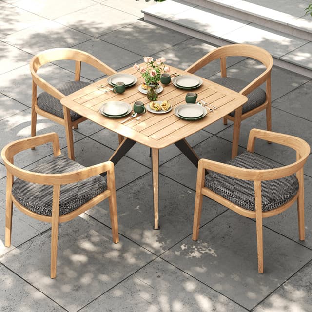 Outdoor Dining Tables